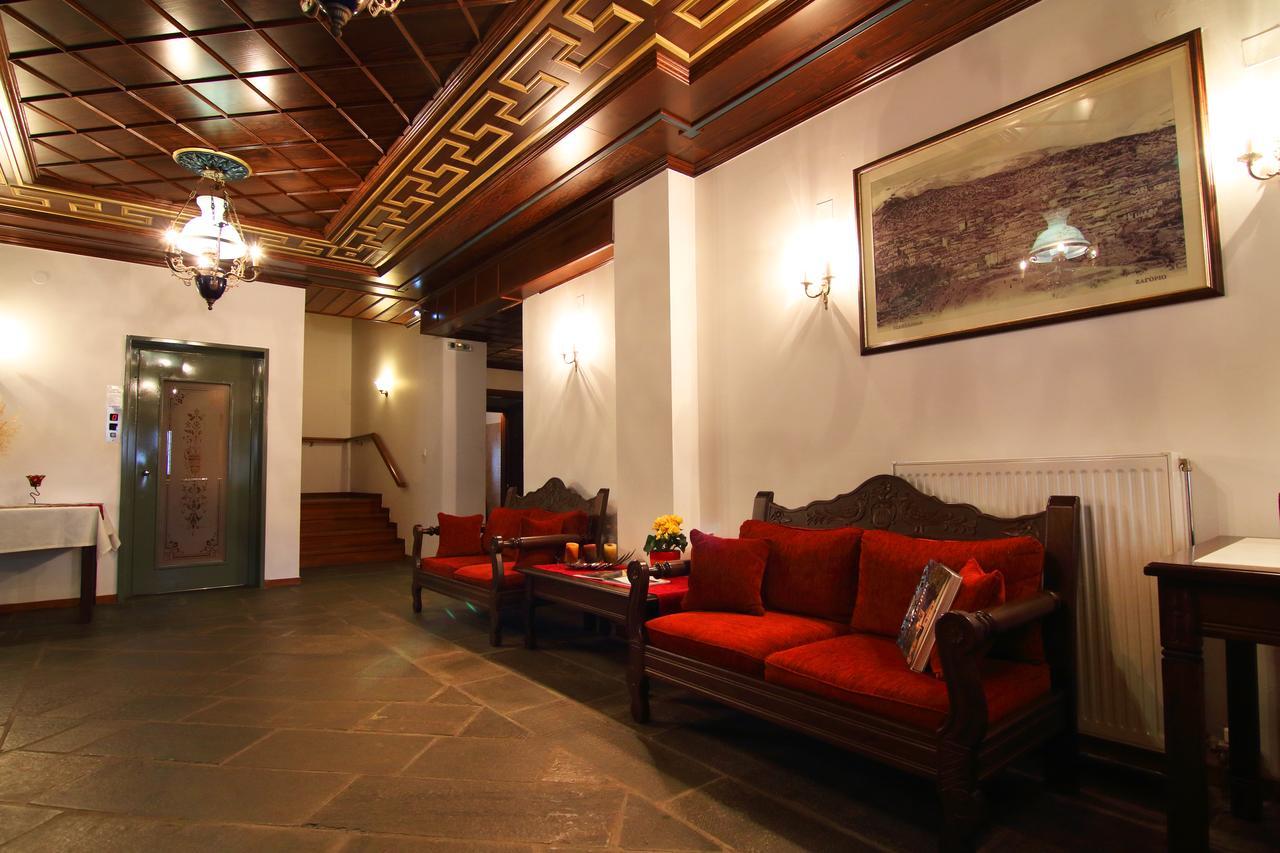 Hotel Petrotechno Tsepelovo Buitenkant foto
