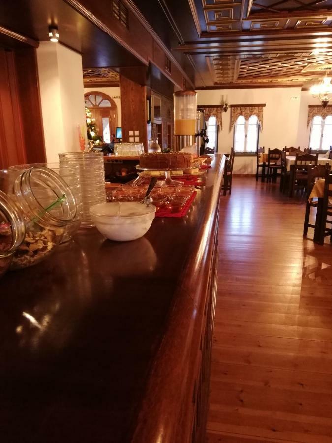 Hotel Petrotechno Tsepelovo Buitenkant foto